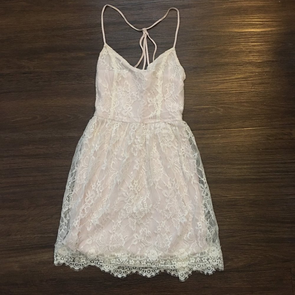 Abercrombie & Fitch Light Pink Lace Dress